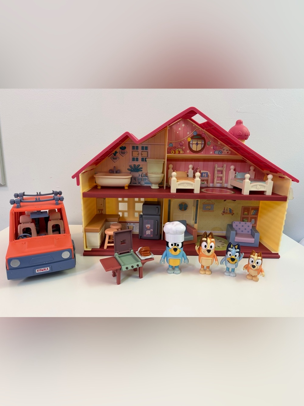 ($40 when you bundle) Bluey Family House + Bluey Car